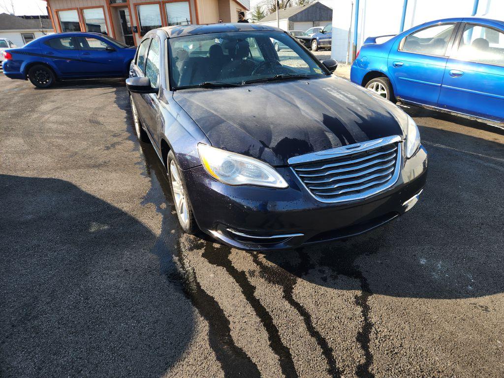 Thumbnail image of 2011 Chrysler 200 at FLAG MOTORS LTD