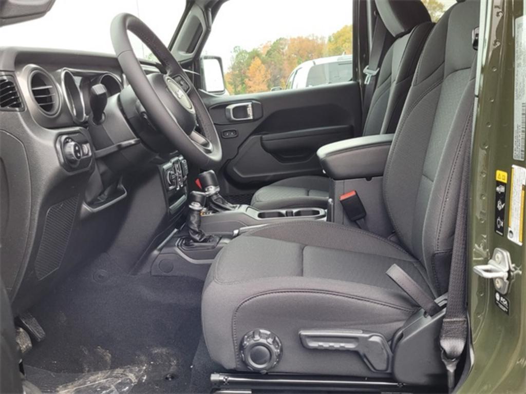 Thumbnail image of 2023 Jeep Gladiator at Five Star Gwinnett Dodge