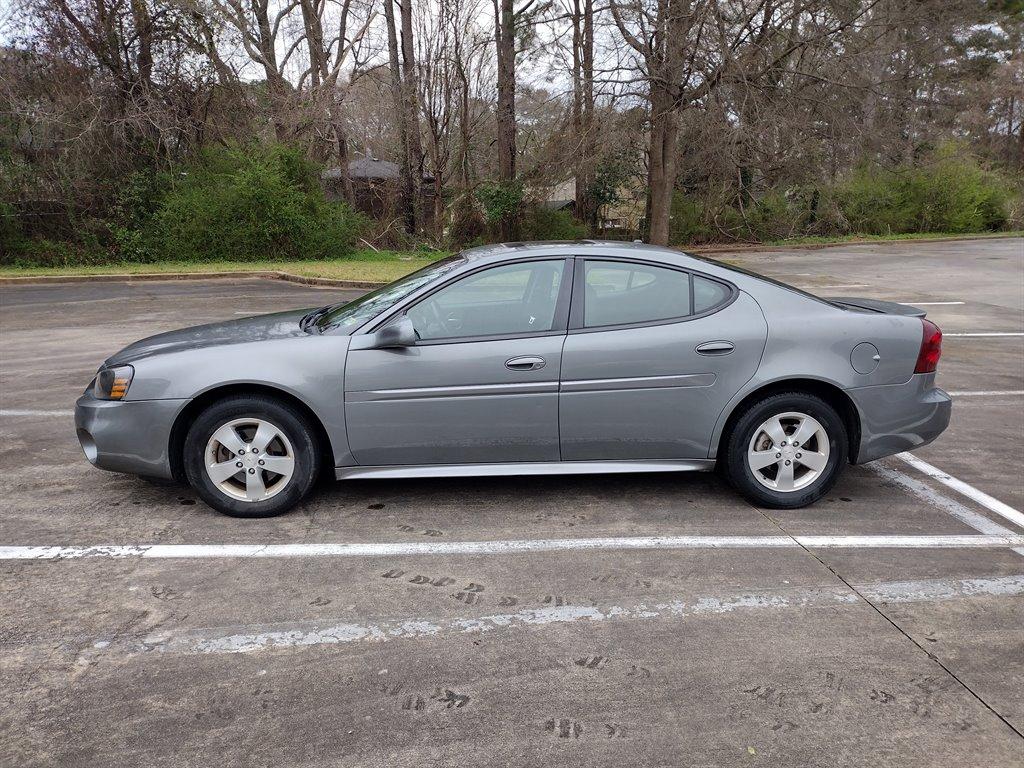 Thumbnail image of 2008 Pontiac Grand Prix at Genuine Auto Brokers