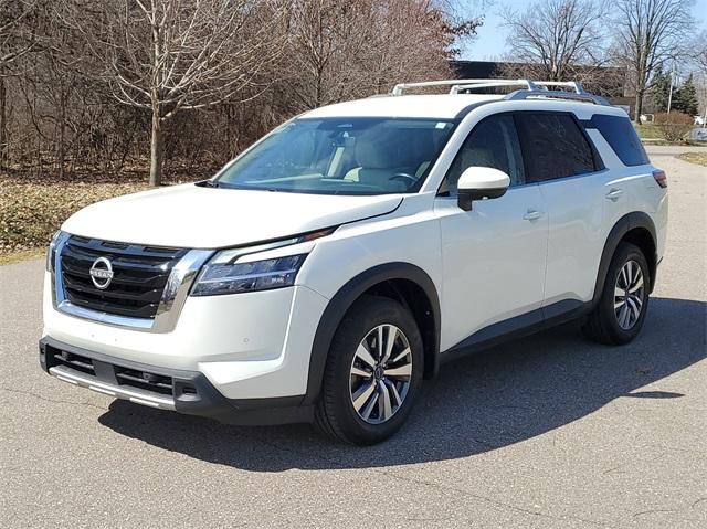 Thumbnail image of 2023 Nissan Pathfinder at Grand Blanc Nissan