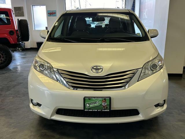 Thumbnail image of 2017 Toyota Sienna at Certified Headquarters