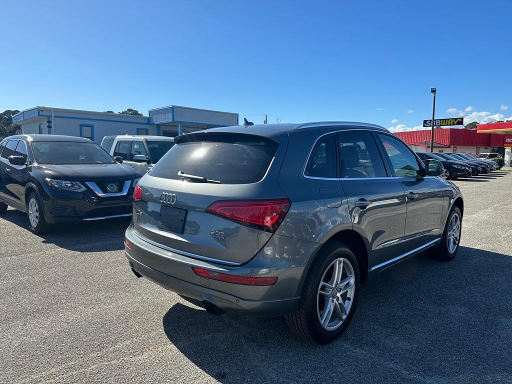 Thumbnail image of 2015 Audi Q5 at GEMELLI'S AUTO SALES