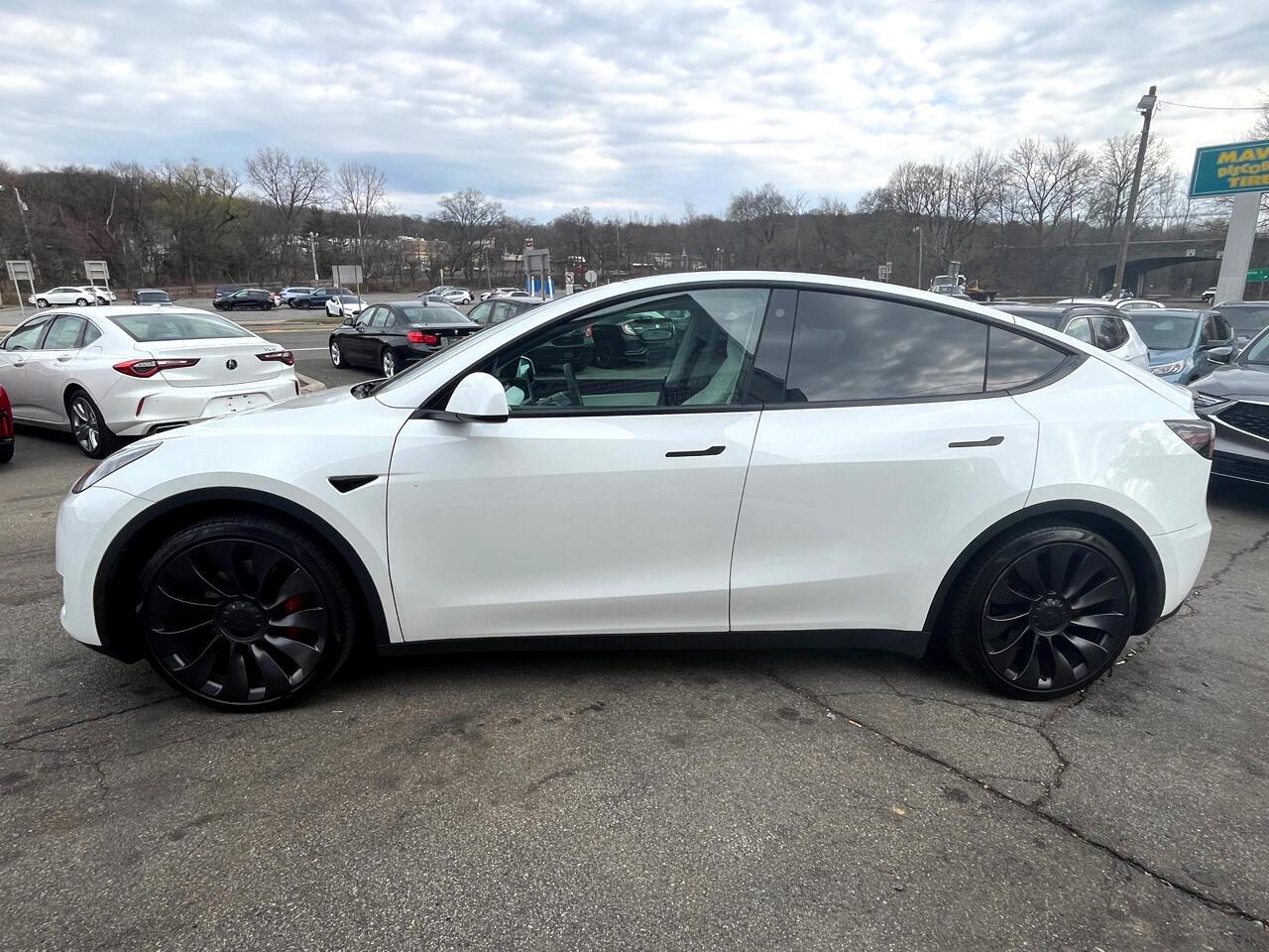 Thumbnail image of 2021 Tesla Model Y at Rockland Motors
