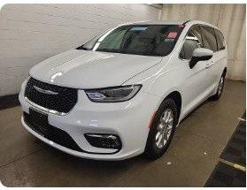 Thumbnail image of 2023 Chrysler Pacifica at Wetzel Chrysler Jeep Dodge Ram