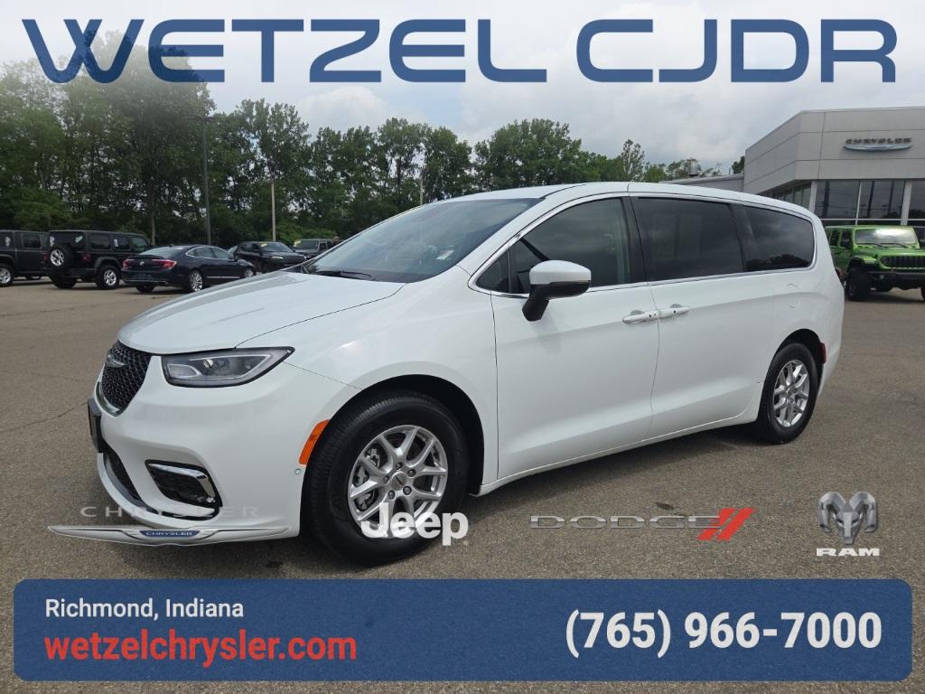 Thumbnail image of 2023 Chrysler Pacifica at Wetzel Chrysler Jeep Dodge Ram