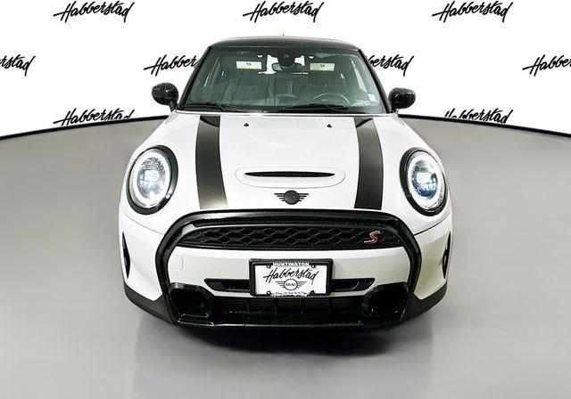 Thumbnail image of 2022 MINI Hardtop 2 Door at Habberstad BMW of Huntington