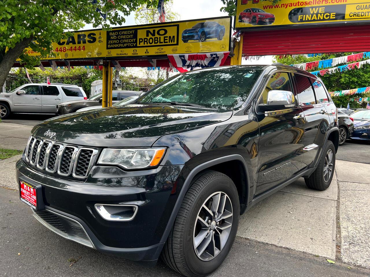 Thumbnail image of 2017 Jeep Grand Cherokee at H&H Finest Cars Inc