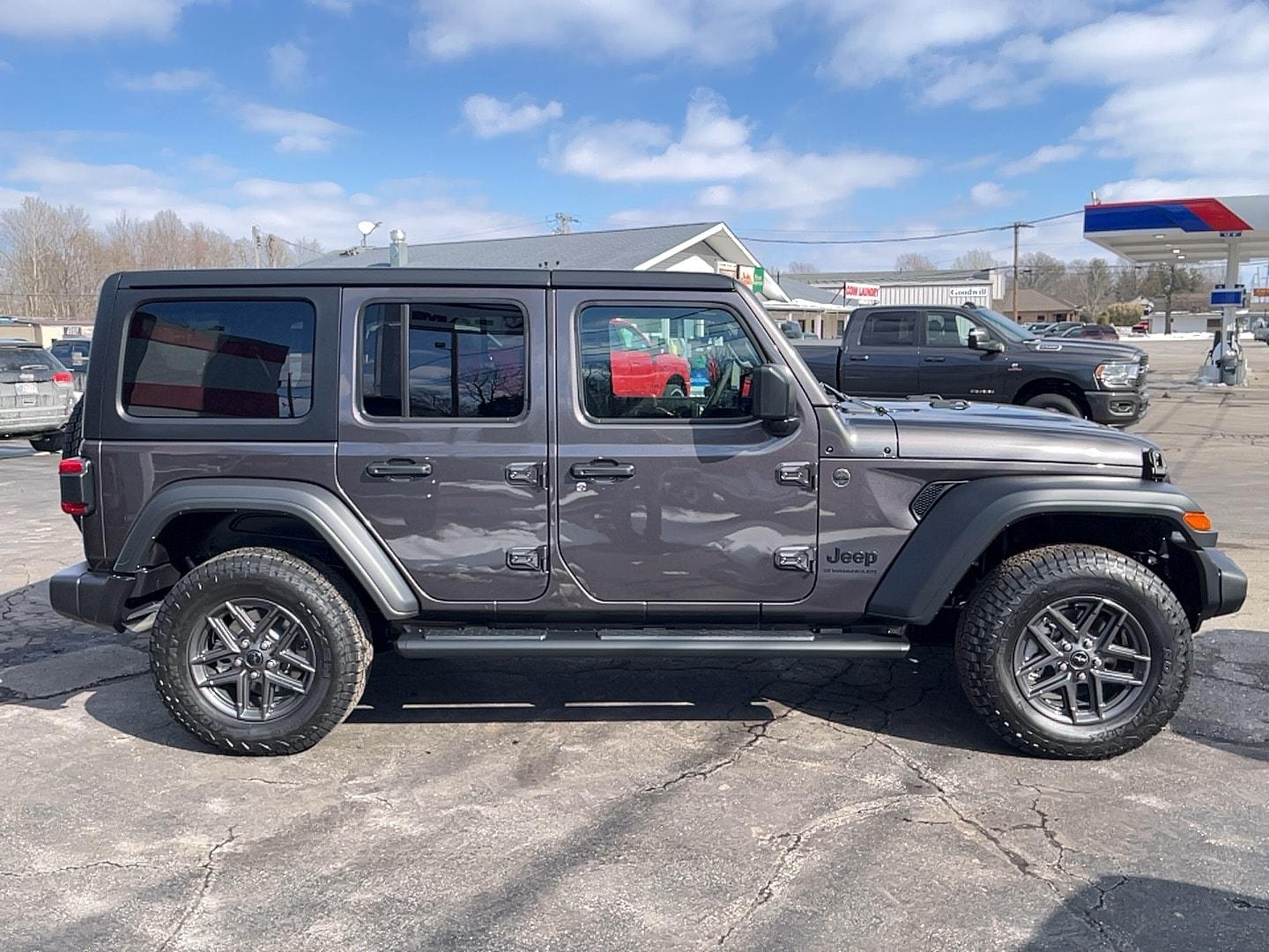 Thumbnail image of 2025 Jeep Wrangler at Batesville Chrysler Dodge Jeep Inc