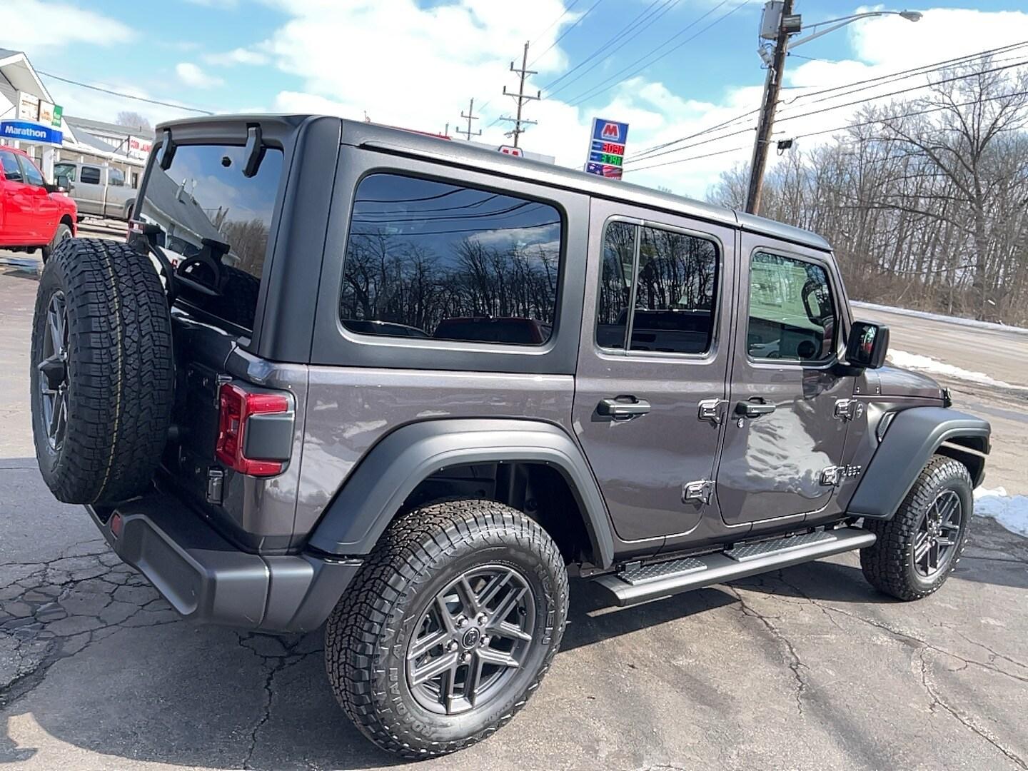 Thumbnail image of 2025 Jeep Wrangler at Batesville Chrysler Dodge Jeep Inc