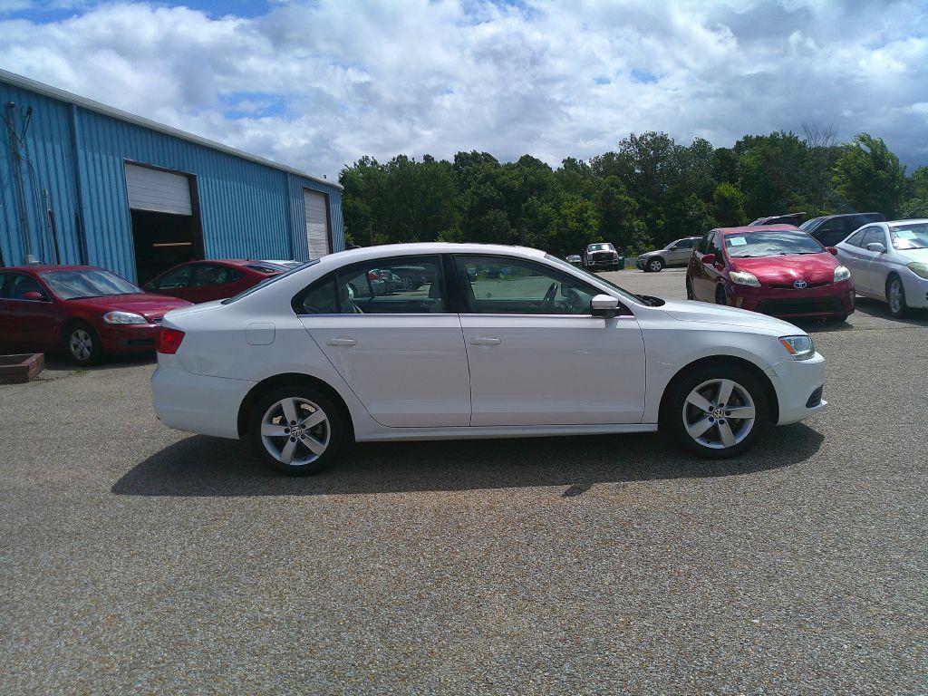 Thumbnail image of 2013 Volkswagen Jetta at OB AUTO, LLC