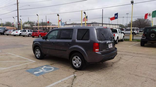 Thumbnail image of 2015 Honda Pilot at Gigante Auto Group Llc