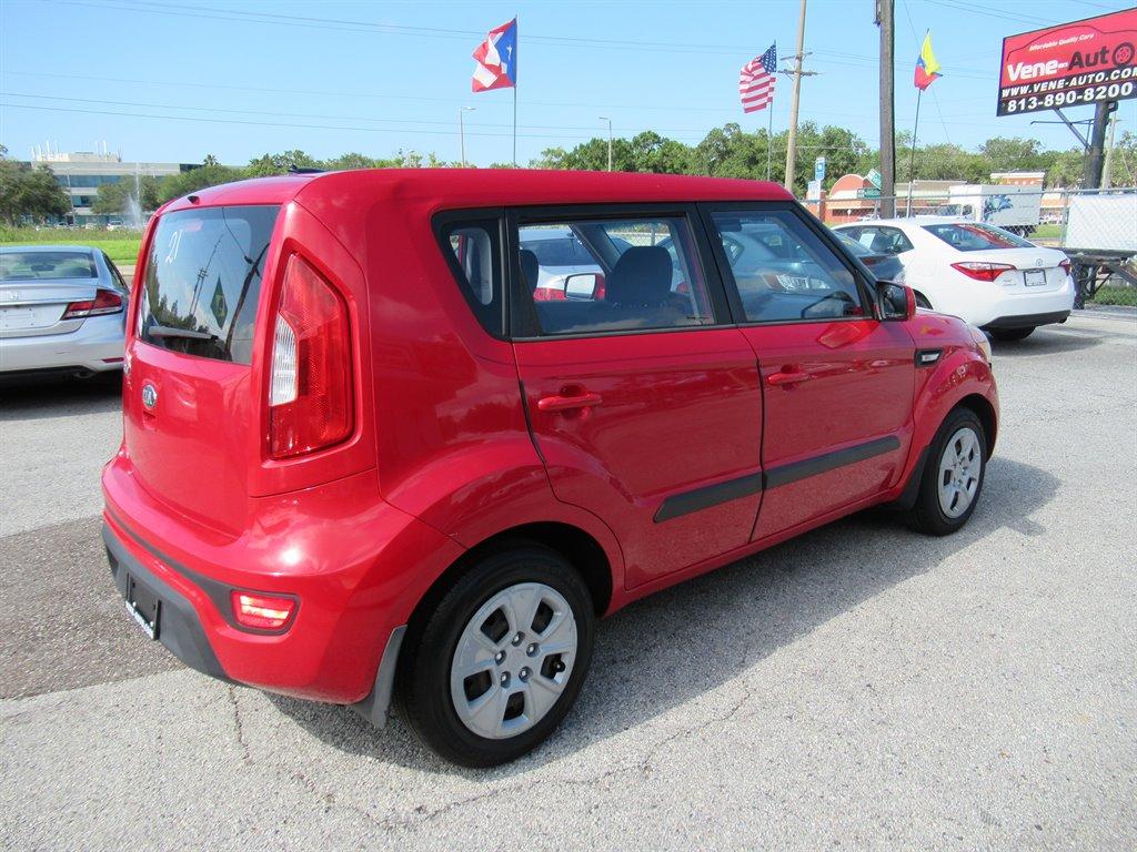 Thumbnail image of 2013 Kia Soul at Vene-auto, Inc.