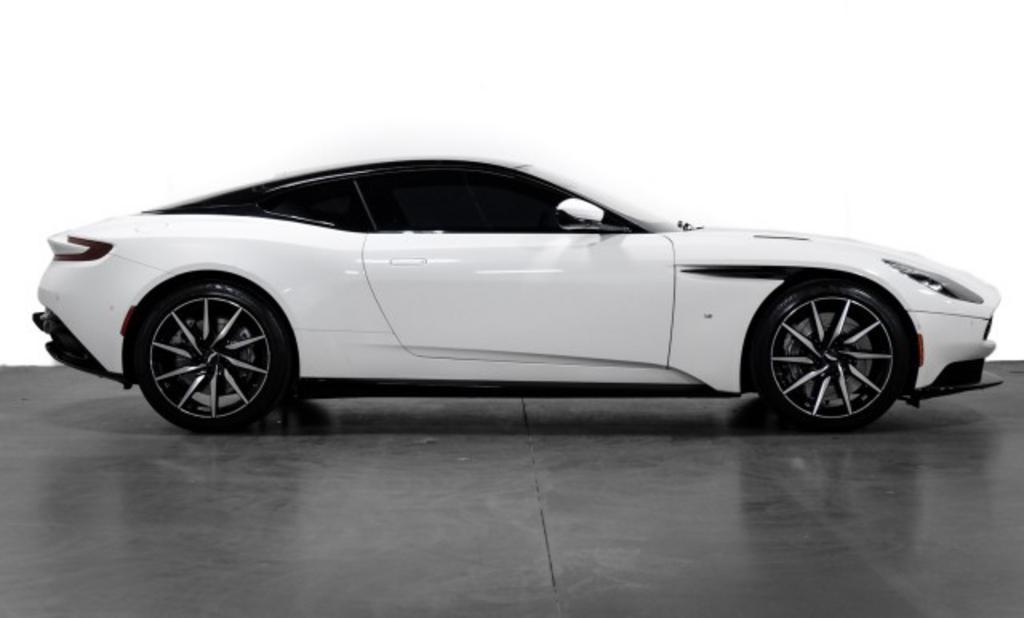 Thumbnail image of 2017 Aston Martin DB11 at Reserve Auto Group