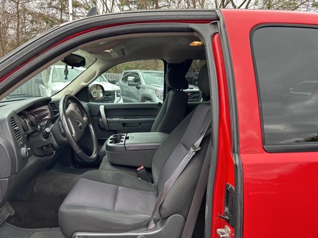 Thumbnail image of 2013 GMC Sierra 1500 at Todd Wenzel Buick GMC of Davison