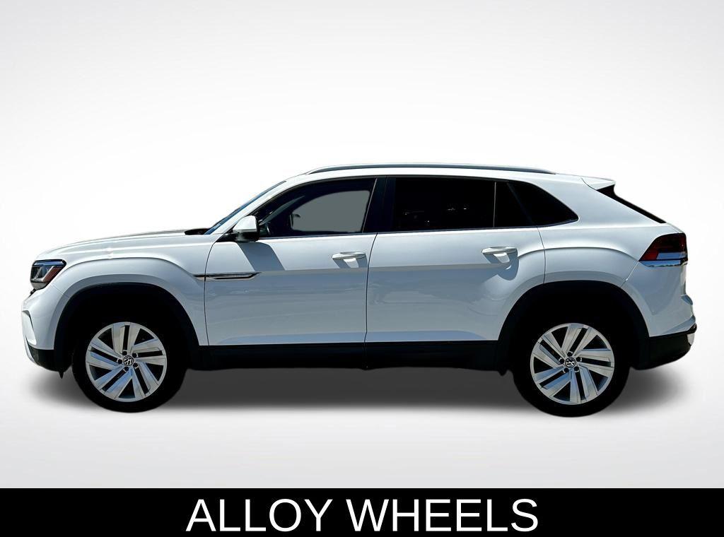Thumbnail image of 2020 Volkswagen Atlas Cross Sport at Sunrise Volkswagen of Fort Pierce