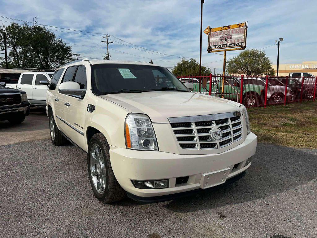 Thumbnail image of 2011 Cadillac Escalade ESV at WALESTER AUTO SALES