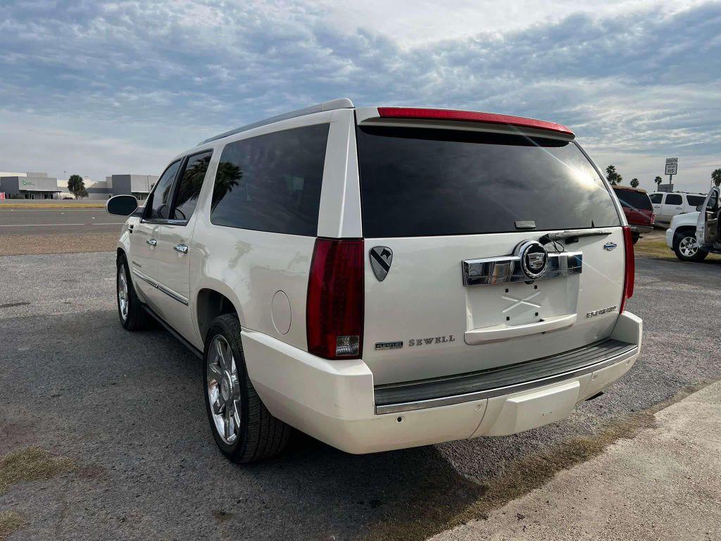 Thumbnail image of 2011 Cadillac Escalade ESV at WALESTER AUTO SALES