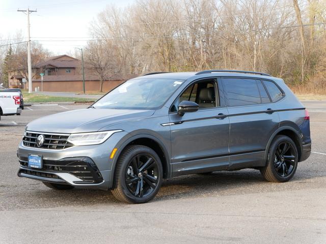 Thumbnail image of 2024 Volkswagen Tiguan at Volkswagen of Inver Grove