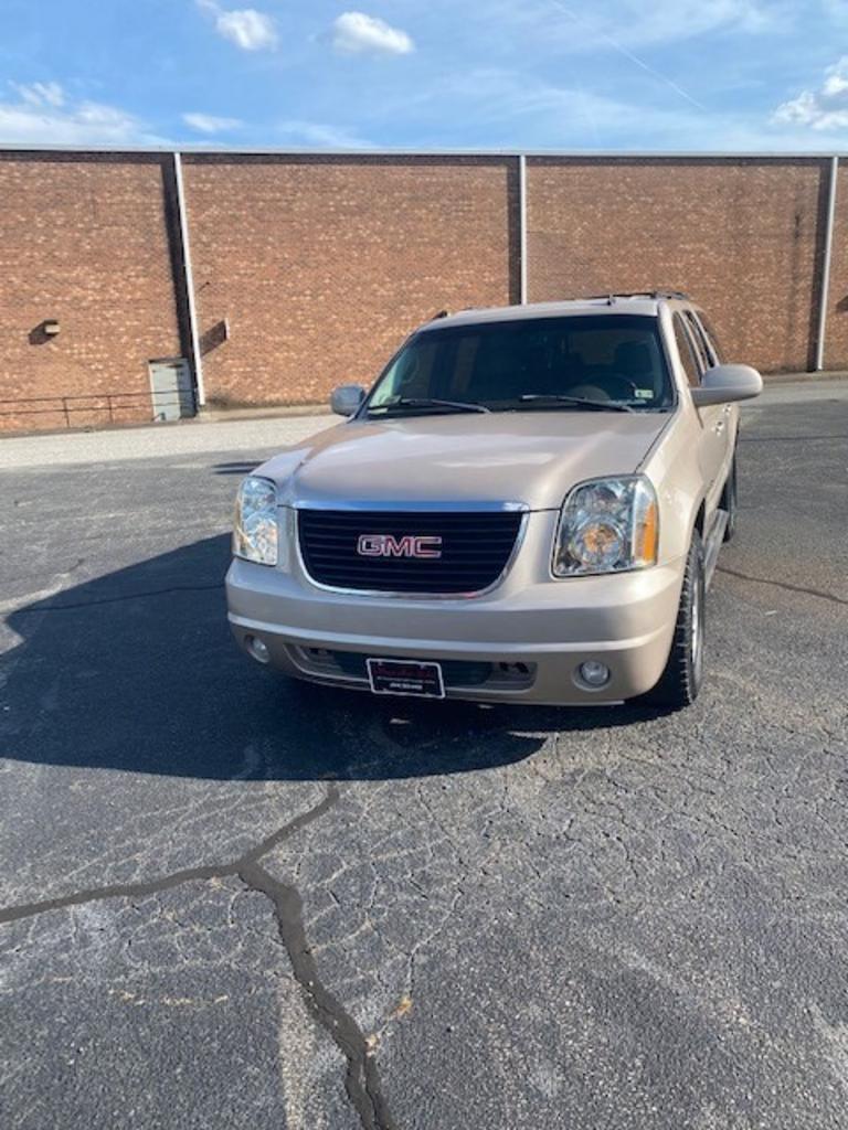 Thumbnail image of 2007 GMC Yukon XL at Maya Auto Sales