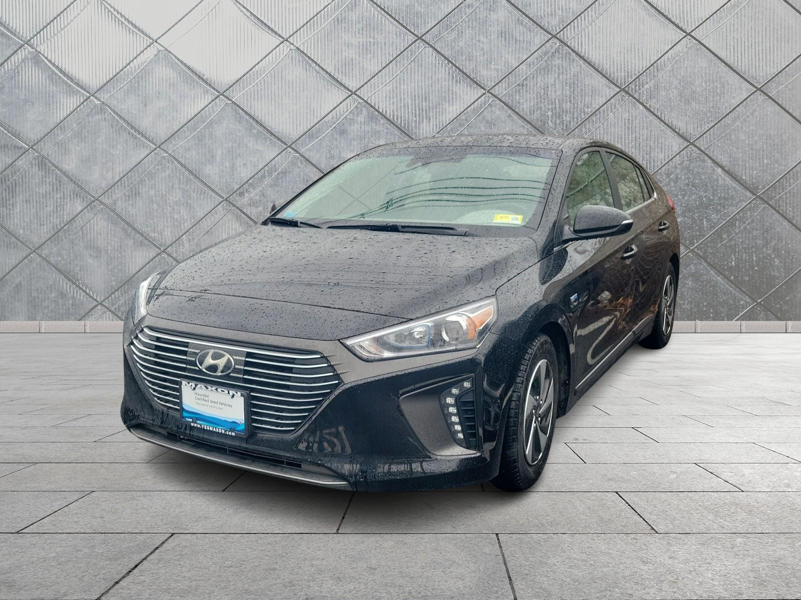 Thumbnail image of 2018 Hyundai IONIQ Hybrid at Maxon Hyundai Inc.
