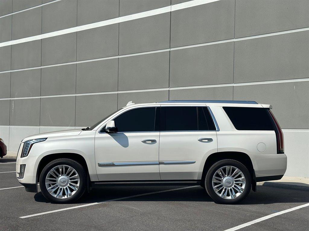 Thumbnail image of 2015 Cadillac Escalade at Auto Gallery