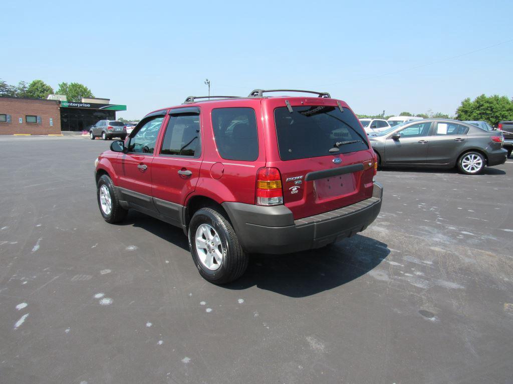Thumbnail image of 2007 Ford Escape at Green Corner Auto Park, Inc.