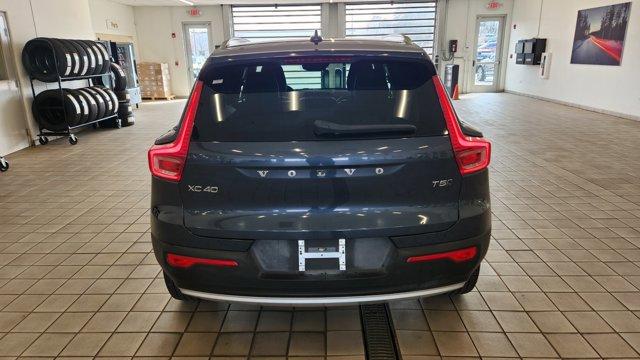 Thumbnail image of 2022 Volvo XC40 at McgrathVolvoCarsBarrington - Used