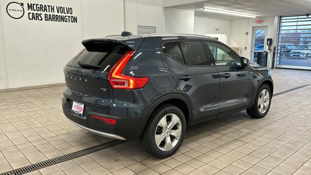 Thumbnail image of 2022 Volvo XC40 at McgrathVolvoCarsBarrington - Used