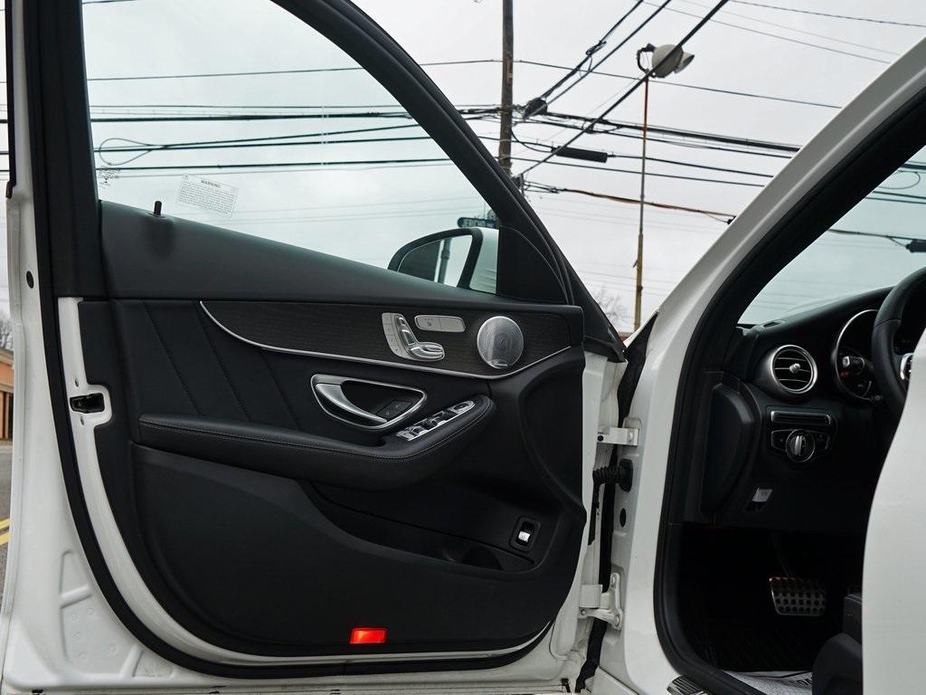 Thumbnail image of 2020 Mercedes-Benz C-Class at Auto Expo Store
