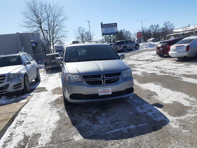 Thumbnail image of 2016 Dodge Grand Caravan at Autowise Car Center