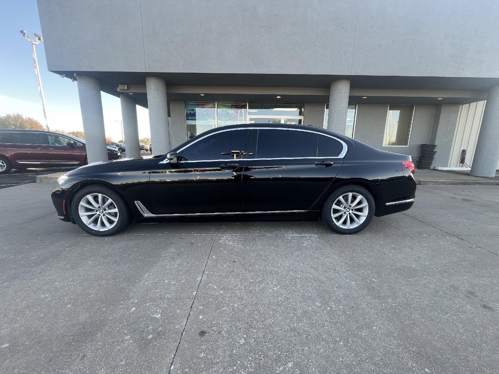 Thumbnail image of 2018 BMW 7 Series at Zeller Motors Chrysler Jeep Dodge Ram