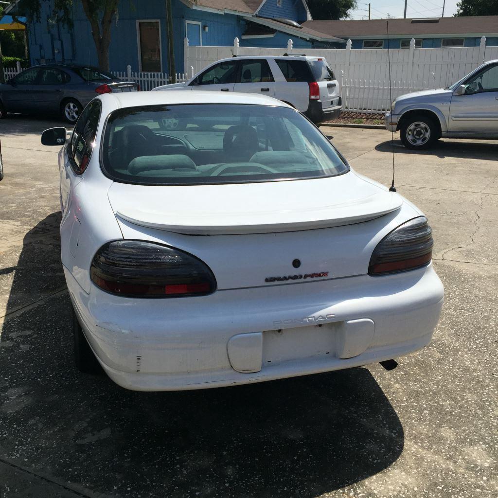 Thumbnail image of 1999 Pontiac Grand Prix at Metro Motor Sales INC
