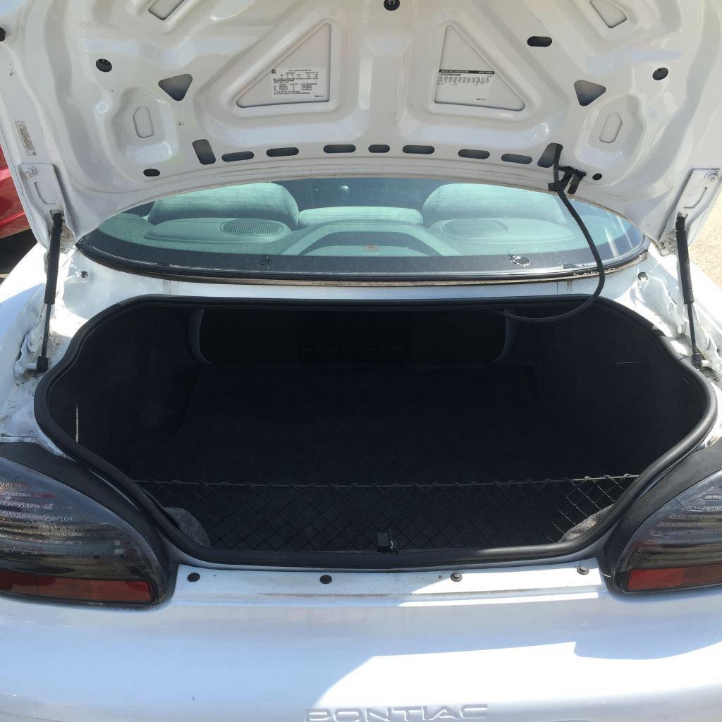 Thumbnail image of 1999 Pontiac Grand Prix at Metro Motor Sales INC