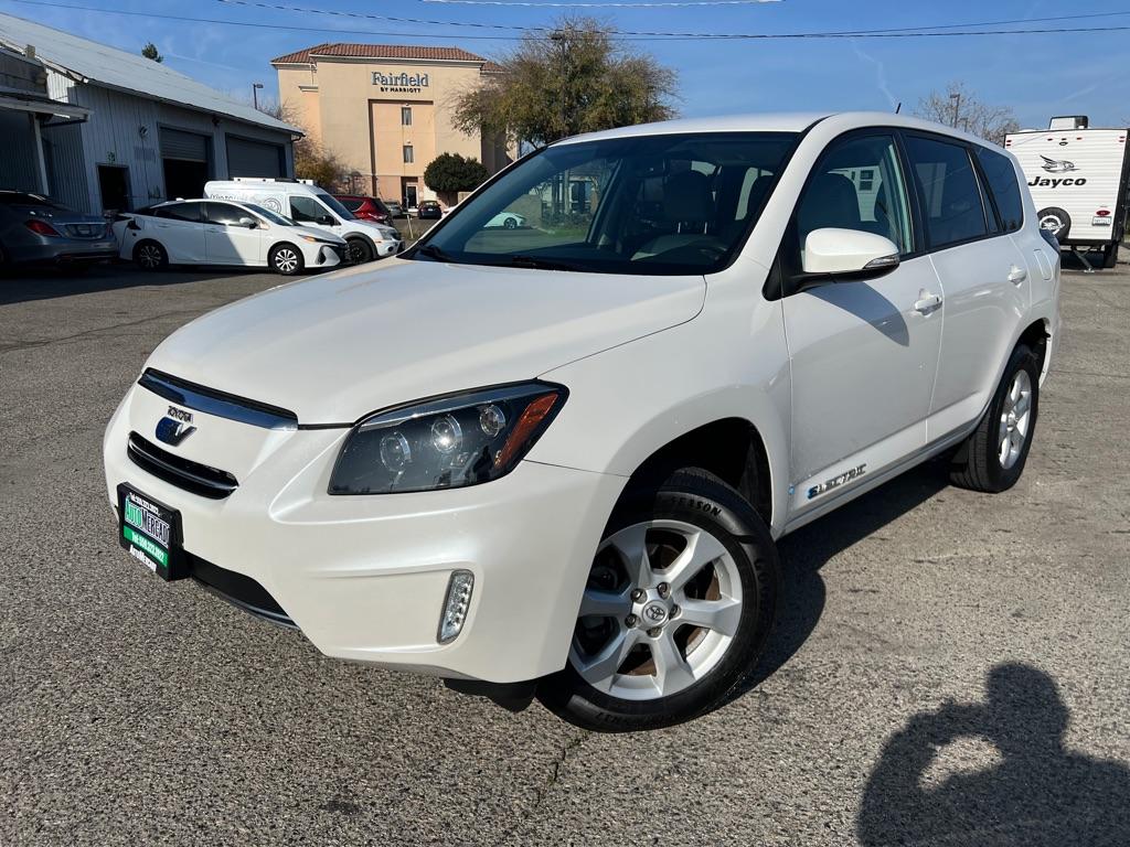 Thumbnail image of 2014 Toyota RAV4 EV at AUTO MERCADO