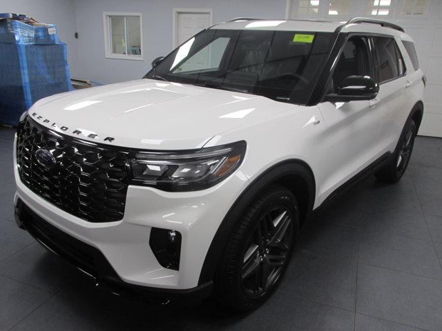 Thumbnail image of 2025 Ford Explorer at Dunphy Ford - NEW