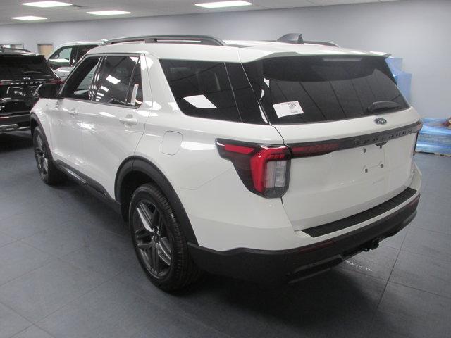 Thumbnail image of 2025 Ford Explorer at Dunphy Ford - NEW