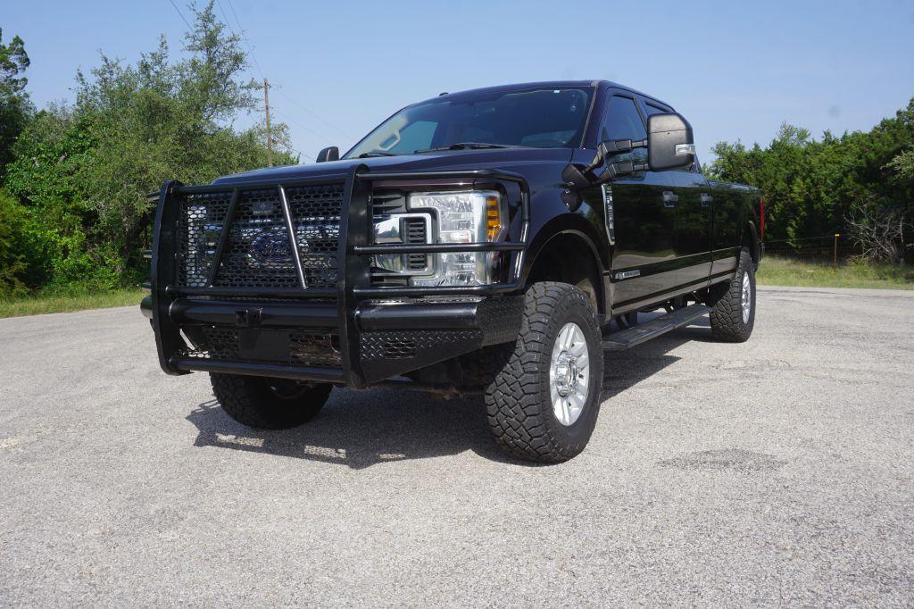 Thumbnail image of 2018 Ford F-250 Super Duty at CENTEX TRUCK AND AUTO