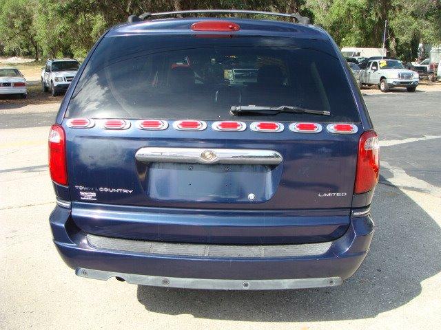 Thumbnail image of 2005 Chrysler Town and Country at Vans Cars and Trucks