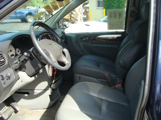 Thumbnail image of 2005 Chrysler Town and Country at Vans Cars and Trucks