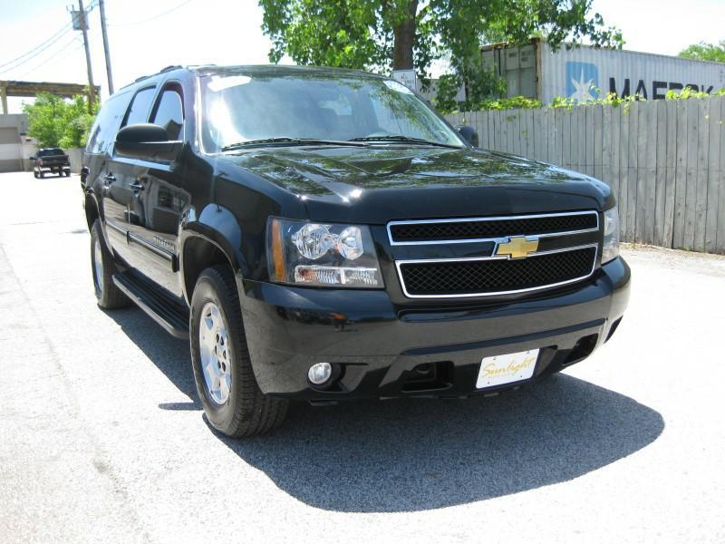 Thumbnail image of 2013 Chevrolet Suburban at SUNLIGHT AUTO LLC