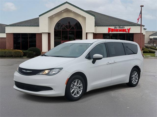 Thumbnail image of 2022 Chrysler Voyager at Jim Riehl's Friendly Chrysler Dodge Jeep Ram of Romeo