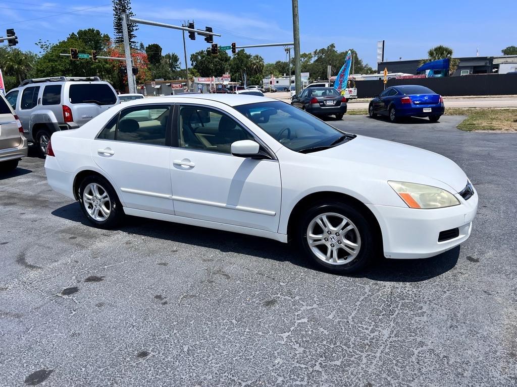 Thumbnail image of 2007 Honda Accord at DriveNationUSA.com of Bradenton, FL