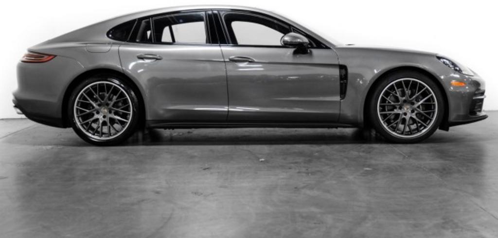 Thumbnail image of 2018 Porsche Panamera at Reserve Auto Group