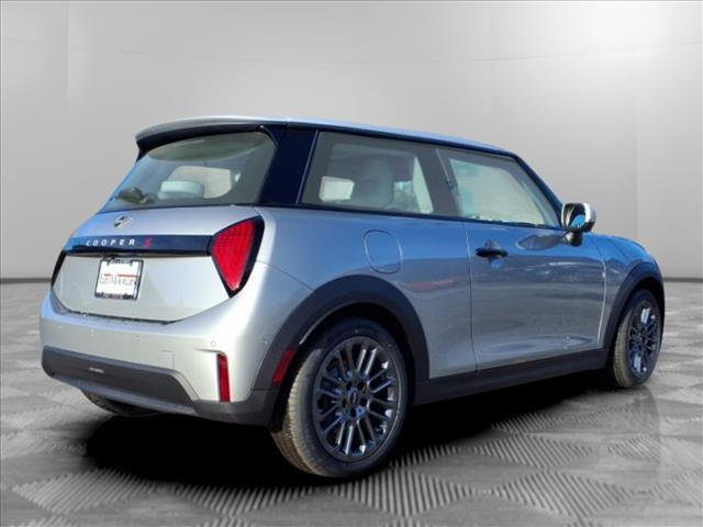 Thumbnail image of 2025 MINI Hardtop 2 Door at MiniOfTheMainline of Bala Cynwyd, PA