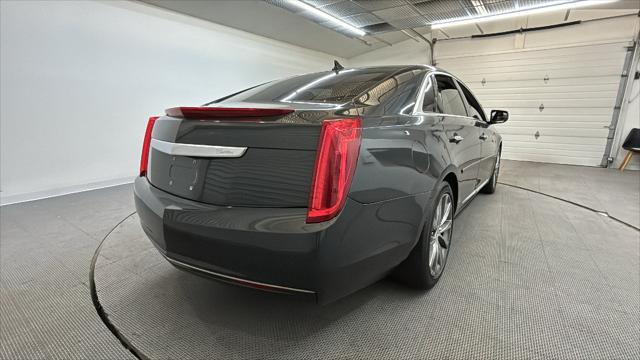 Thumbnail image of 2013 Cadillac XTS at Car Connection Superstore