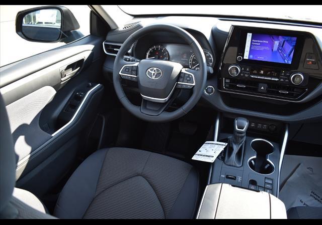 Thumbnail image of 2023 Toyota Highlander at Loving Toyota