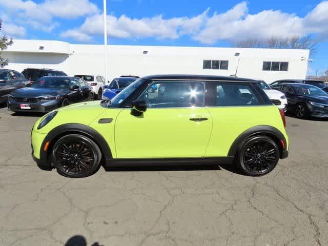 Thumbnail image of 2023 MINI Hardtop 2 Door at DCH Honda of Nanuet