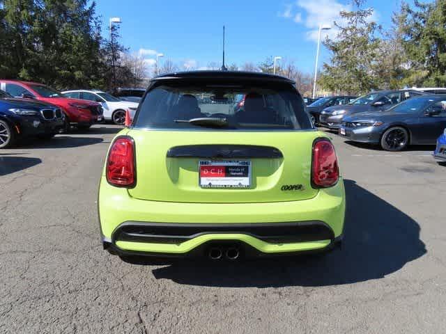 Thumbnail image of 2023 MINI Hardtop 2 Door at DCH Honda of Nanuet