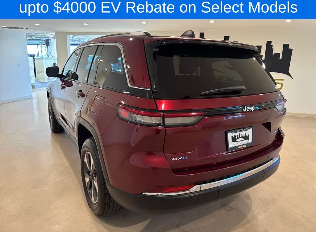 Thumbnail image of 2023 Jeep Grand Cherokee at LA City Cars
