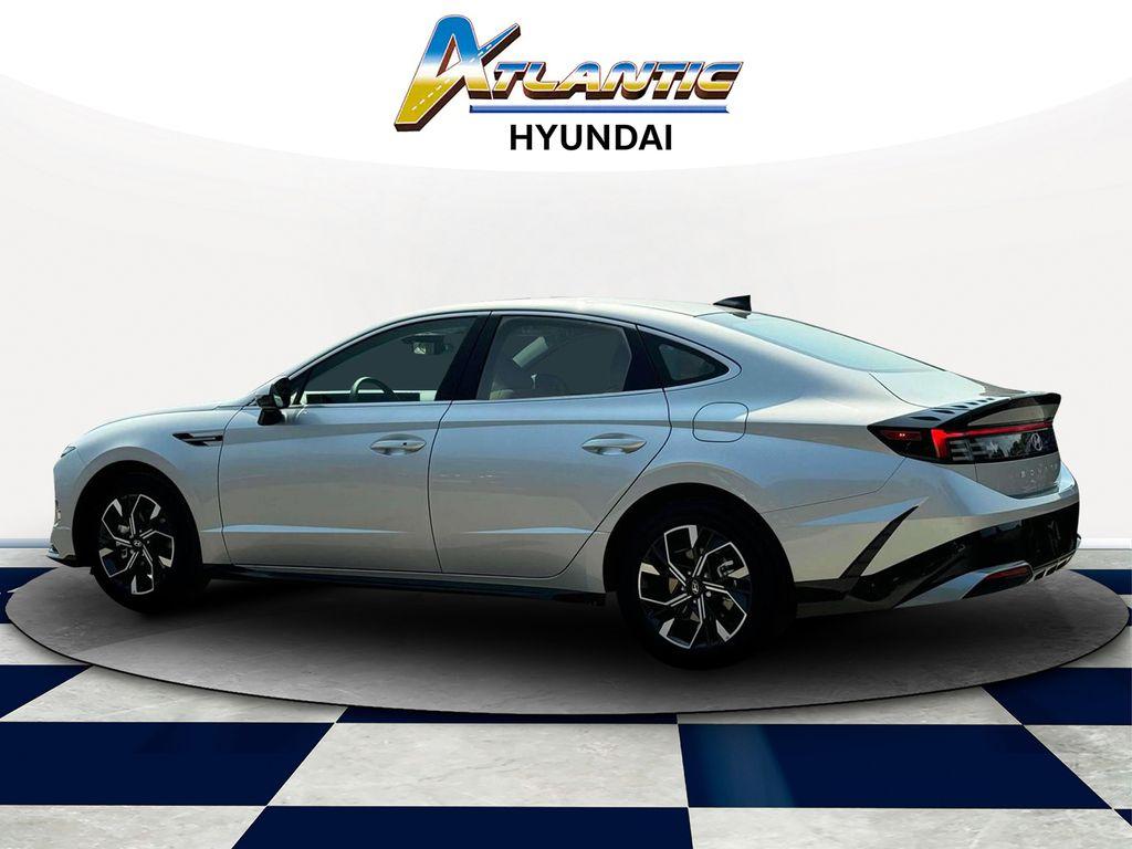 Thumbnail image of 2025 Hyundai SONATA at Atlantic Hyundai Genesis South Shore